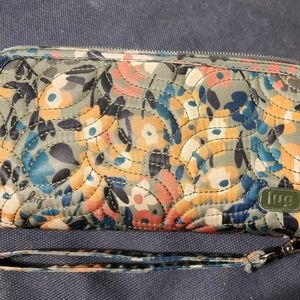 Lug Splits XL Wallet in Olive Floral